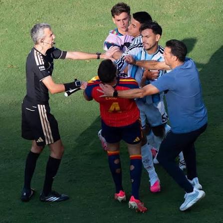 World Cup Final Ends in Chaos as Spain and Argentina Players Clash After Final Whistle